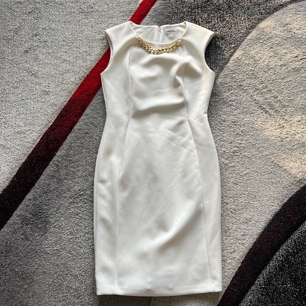 Calvin Klein Off White Gold Necklace Detail Sheath Dress